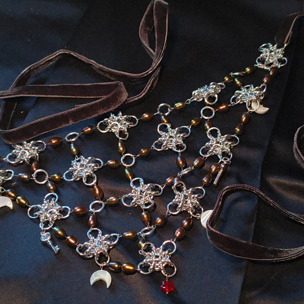 "Hekate" Chainmail and Pearl Headscarf